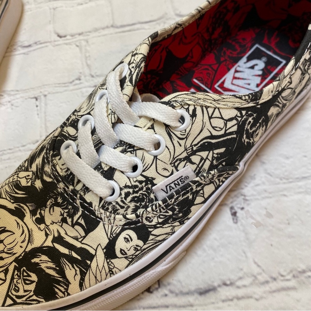 Limited Edition Marvel + Vans Sneakers - Picture 8 of 9